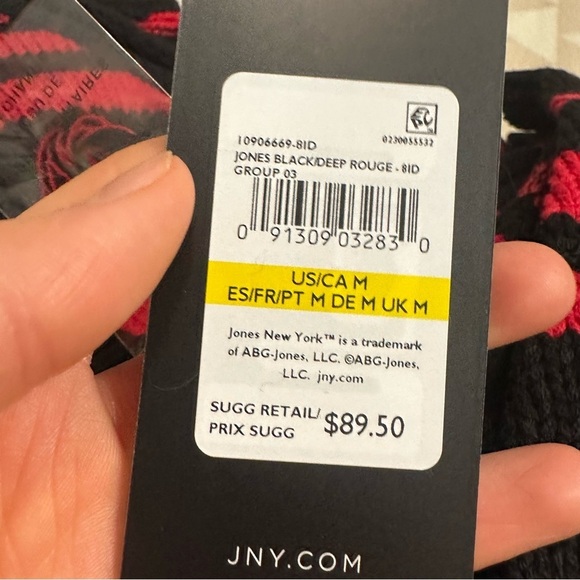 Jones New York
Women's Color-Blocked Drop-Shoulder Sweater - Picture 5 of 5